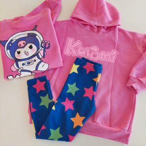 Buzo Kuromi Astronauta rosa frisa