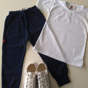 Remera escolar blanca