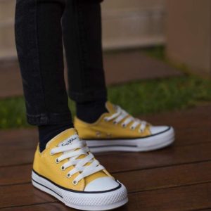 Zapatilla amarilla